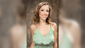 25817-Audrey Rose