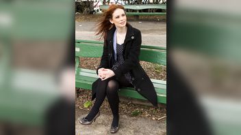 22861-Justine Joli