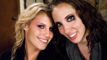 16729-Charisma Cappelli,James Deen,Kelly Divine