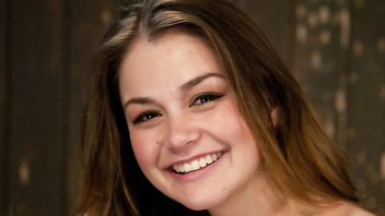 9538-Allie Haze