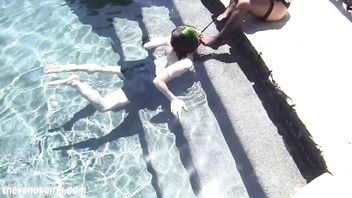 Step-Mamas Little Cum Cleaner