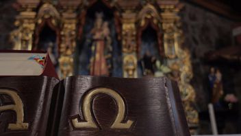 Carter: Altar Training
