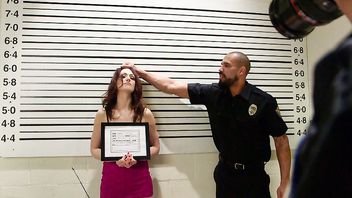 37117-D Snoop,John Strong,Jon Jon,Karlo Karrera,Marco Banderas,Sarah Shevon