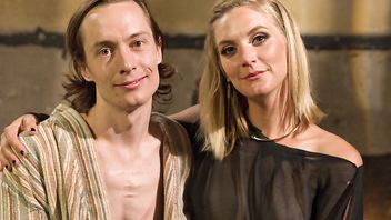 35583-Mona Wales,Owen Gray